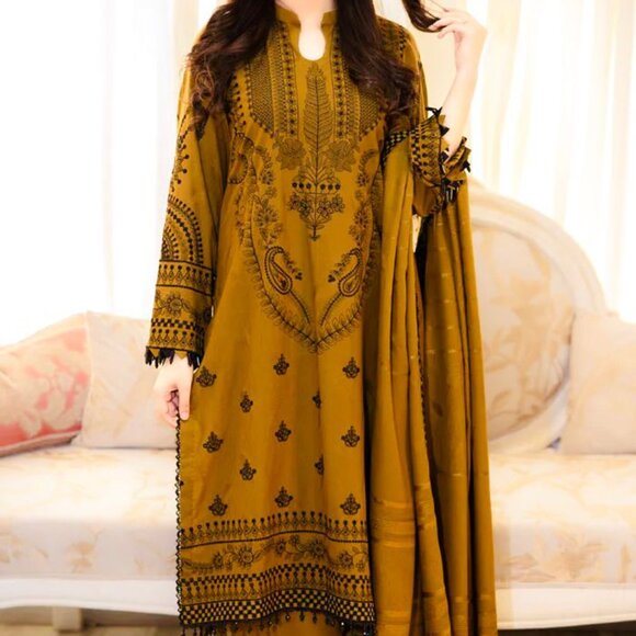 Mustard pakistani kurti Pure cotton with embroidery work with dupatta and pujama - Picture 2 of 9